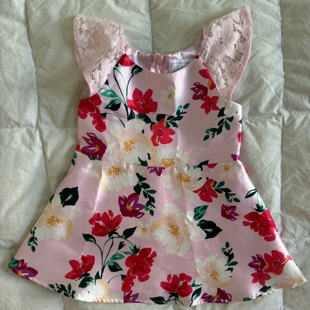 Floral Lace‎ Ruffle Dress - Picture 2 of 8